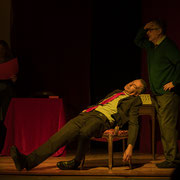Fotografia di scena dello spettacolo teatrale "Il caso Lancaster" | Alessandro Tintori
