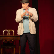 Fotografia di scena dello spettacolo teatrale Comedy Party al Teatro Caboto Kolbe | Alessandro Tintori