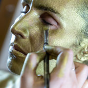 Backstage Golden Girl Arianna Lughi aerografo Annalisa Loiodice performer | Alessandro Tintori