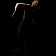 Fotografia di performance Giulia Temperini - studio meditazione fotografica di Alessandro Tintori