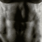 Fotografia Fine Art in bianco e nero di nudo artistico scultoreo | © 2023 Alessandro Tintori