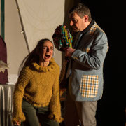 Fotografia di scena dello spettacolo La bambola scomparsa al Teatro Caboto a Milano | Alessandro Tintori