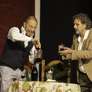 Fotografia di scena dello spettacolo teatrale Il pirata da salotto al Teatro Caboto Kolbe a Milano | Alessandro Tintori