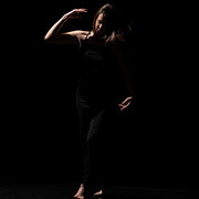 Fotografia di performance Giulia Temperini - studio meditazione fotografica di Alessandro Tintori