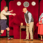 Le fotografie di scena dello spettacolo teatrale Un aereo chiamato... desiderio, rappresentato al Teatro Caboto Kolbe di Milano | Alessandro Tintori