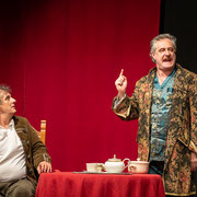 Fotografia di scena dello spettacolo teatrale Comedy party al Teatro Caboto Kolbe di Milano | Alessandro Tintori