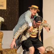 Fotografia di scena dello spettacolo teatrale "La polizza di assicurazione" | Alessandro Tintori