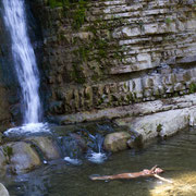 * 606 Falls