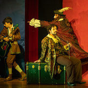 Fotografia di scena di Cyrano de Bergerac in scena al Teatro Caboto Kolbe di Milano