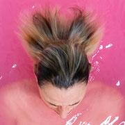 Ritratto fotografico di Ilaria in acqua colorata WetColoredPortraits | Alessandro Tintori