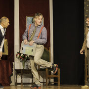 Fotografia di scena dello spettacolo teatrale Il pirata da salotto al Teatro Caboto Kolbe a Milano | Alessandro Tintori