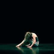 Fotografia di performance Giulia Temperini - studio meditazione fotografica di Alessandro Tintori