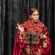Fotografia di scena dello spettacolo teatrale Comedy party al Teatro Caboto Kolbe di Milano | Alessandro Tintori
