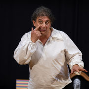 Fotografie di scena "Quel pomeriggio di un giorno a teatro" al Teatro Caboto Kolbe di Milano | Alessandro Tintori