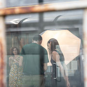 Fotografia di backstage di Luigi Larva sul set di Alessandro Tintori sulla Pizzica