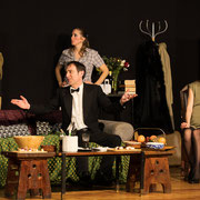 Fotografia di scena dello spettacolo teatrale "Fino all'ultimo sushi" | Alessandro Tintori