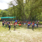 Colegio en la explicación de kayak en el Centro de Aventura de Sobrón