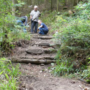 Réfection du sentier et des escaliers le long du mur Païen