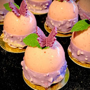 Beerenmousse mit Brombeere