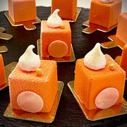 Orangenmousse mit Orangenkern