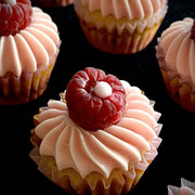 Himbeer mini Cupcake