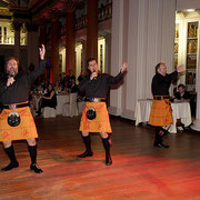 Edinburgh - Schottisch - Schottland - Kilt - Highland Games - Single Malt Whisky Tasting - RIB-Speed-Boat  - incentive reisen incentive agentur - Meeting-Incentive-Conference-Events - Mitarbeitermotivation - Teambuilding - Highlands - loch ness