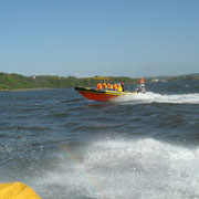 Edinburgh - Schottisch - Schottland - Kilt - Highland Games - Single Malt Whisky Tasting - RIB-Speed-Boat  - incentive reisen incentive agentur - Meeting-Incentive-Conference-Events - Mitarbeitermotivation - Teambuilding - Highlands - loch ness