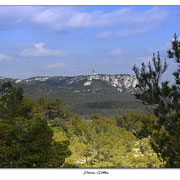 Relais de télévision plateau de la Caume St Rémy de Pce