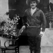 Señor Amado Martinez Año: 1937, RESTAURADA