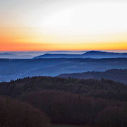 Spätherbstliche Abendstimmung bei Hohenstein in der Hersbrucker Alb | © Bernhard Thum, Bild ID HE-XX-20XX-007