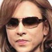 YOSHIKI