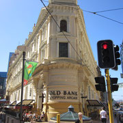 Old Bank-Shopping Centre von aussen