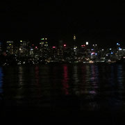 Die Skyline von Sydney bei Nacht