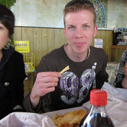Beim Fish&Chips-Essen