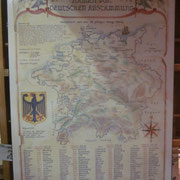 Poster mit deutschen Nachnamen im aeltesten Geschaeft in Stellenbosch