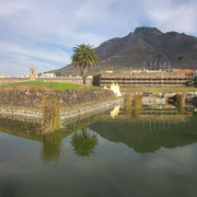 Der Wassergraben des Castles of good Hope in Kapstadt