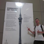 Vor meiner Fahrt auf den Sky Tower in Auckland
