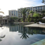 Der Pool des "One&Only"-Luxus-Hotel-Komplexes in Kapstadt