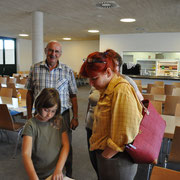 auch der T-Shirt verkauf will organisiert sein