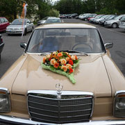 Autoschmuck zur Hochzeit: Blumenwerkstatt Dresden