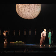 Pod rozkvitnutými sakurami / Under the Cherry Blossoms in Full Bloom // State Opera Banská Bystrica // set and lighting design Jerguš / composer Vladimír Godár / director Maja Hriešik / choreography Stanka Vlčeková / costume design Jan Kocman  