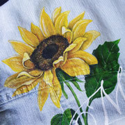 zonnebloem op spijkerjasje, personaliseren door aim your wedding