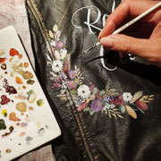 sabrina beschilderd jasjes tot kunstwerkjes voor bruiloften en daarna