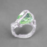 Unikatring, Silber mit synthetischem Spinell