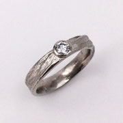 Platinring mit Brillant TW vsi