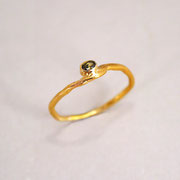Ästchenring, 750er Gelbgold mit ovalem Diamant fancy dark yellow