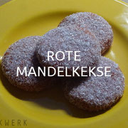ROTE MANDELKEKSE