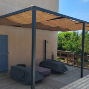 Pergola avec voile d'ombrage fibre coco