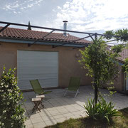 Pergola esprit tonnelle – support plantes grimpantes