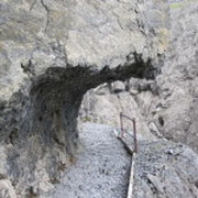Val Uina V1
